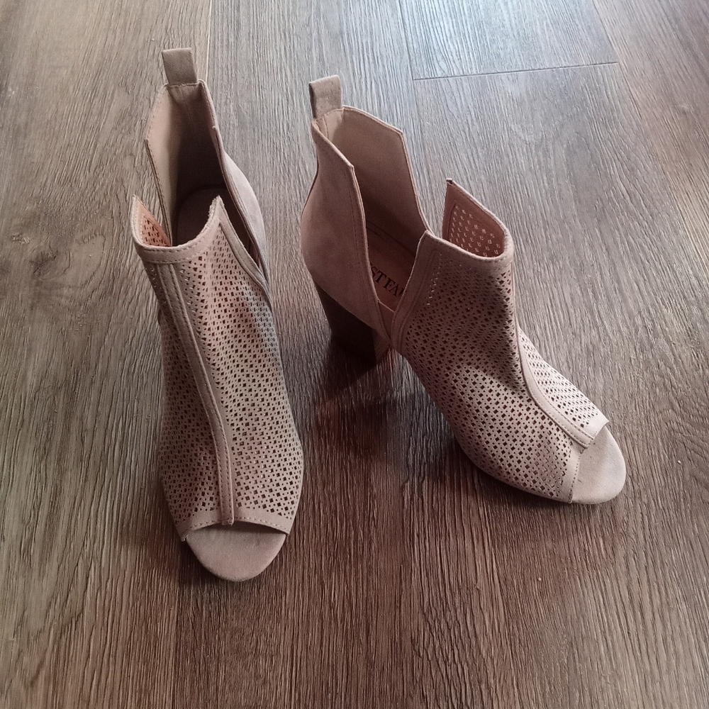 Just fab ankle boots